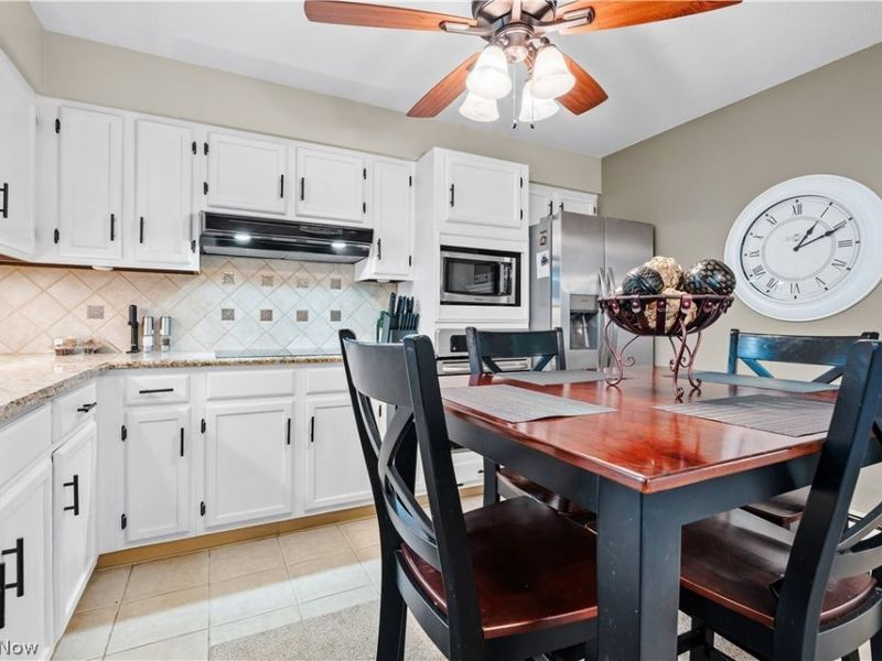 755 Bedford Avenue, Elyria, OH 44035 Photo 22