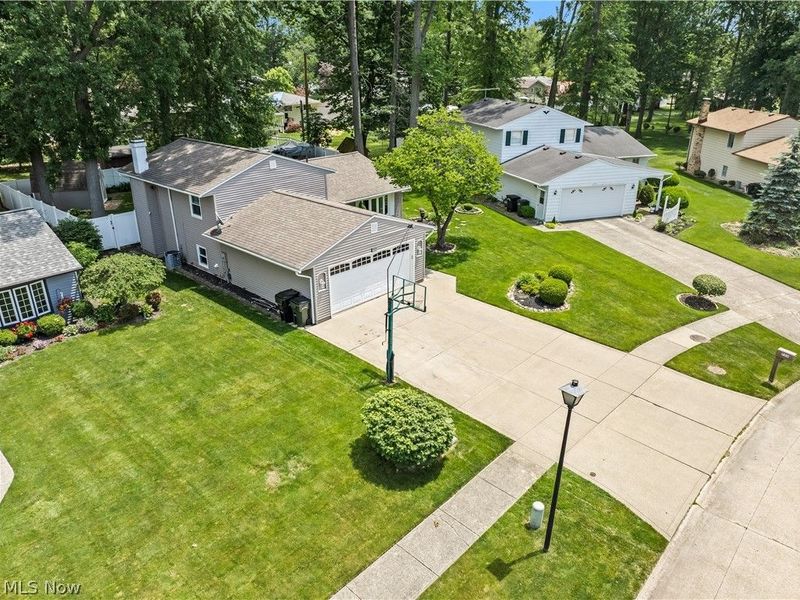 755 Bedford Avenue, Elyria, OH 44035 Photo 3