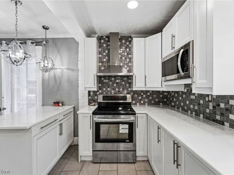 2081 West Boulevard, Cleveland, OH 44102 Photo 14