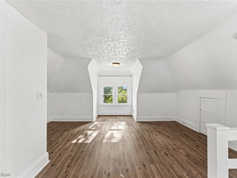 2081 West Boulevard, Cleveland, OH 44102 Photo 37