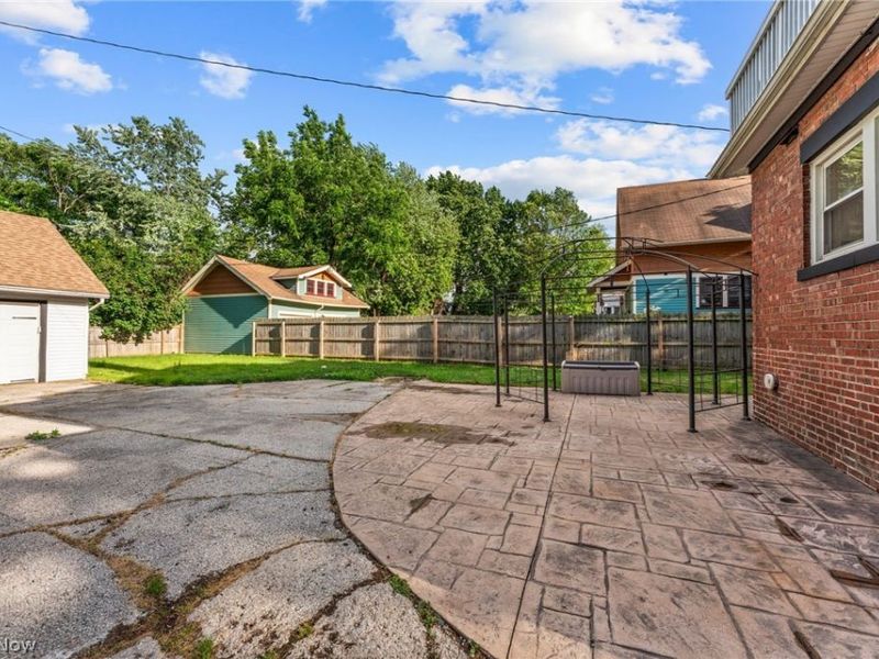 2081 West Boulevard, Cleveland, OH 44102 Photo 40
