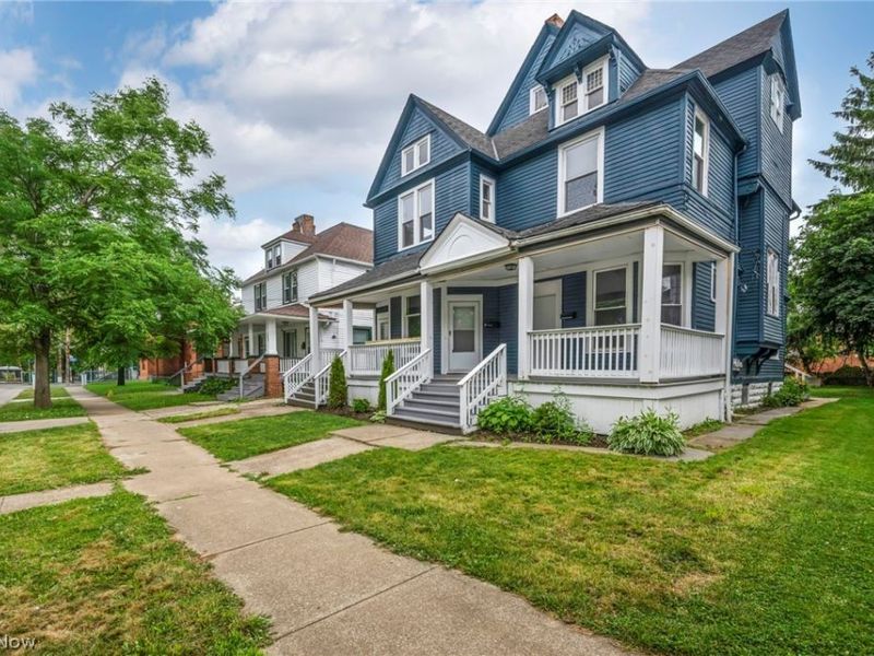 2609 Mapledale Avenue, Cleveland, OH 44109 Photo 4