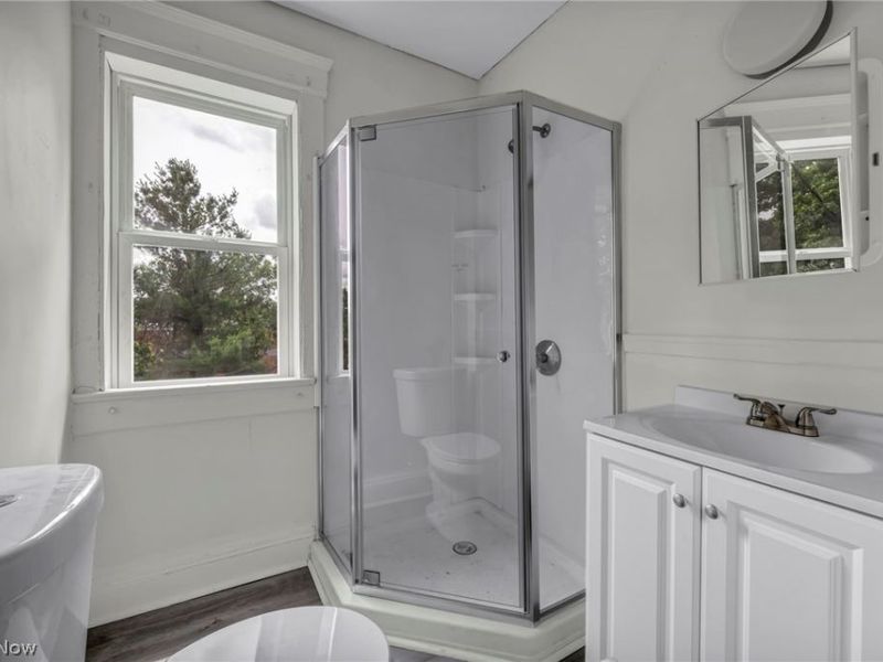 2609 Mapledale Avenue, Cleveland, OH 44109 Photo 47