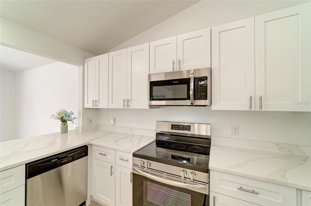 6221 99th Street E, Bradenton, FL 34202 Photo