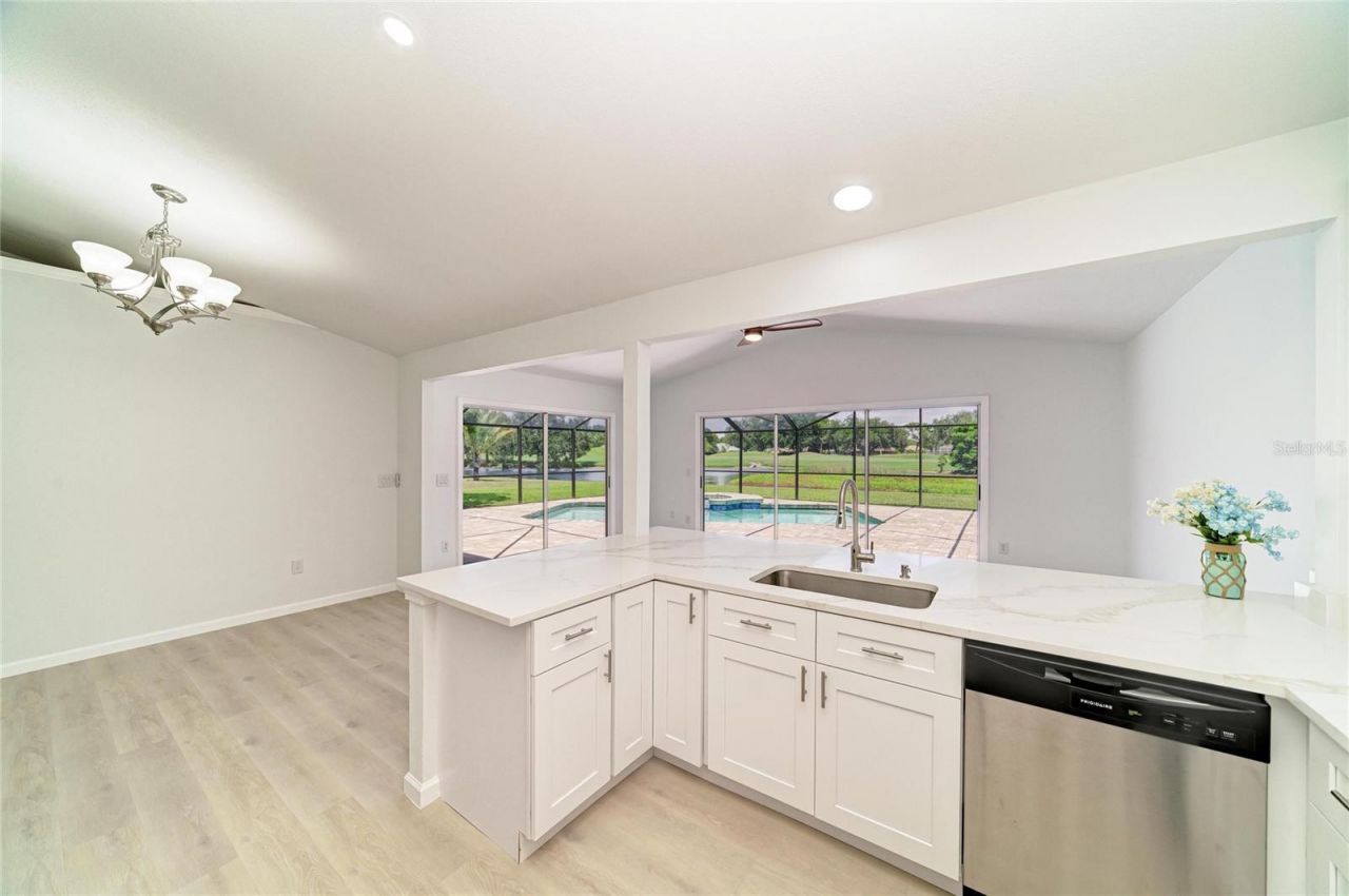 6221 99th Street E, Bradenton, FL 34202 Photo