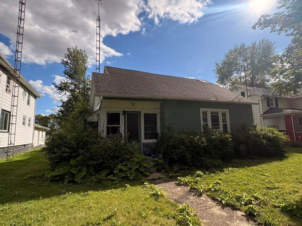 331 W Main Street , Deshler, OH 43516