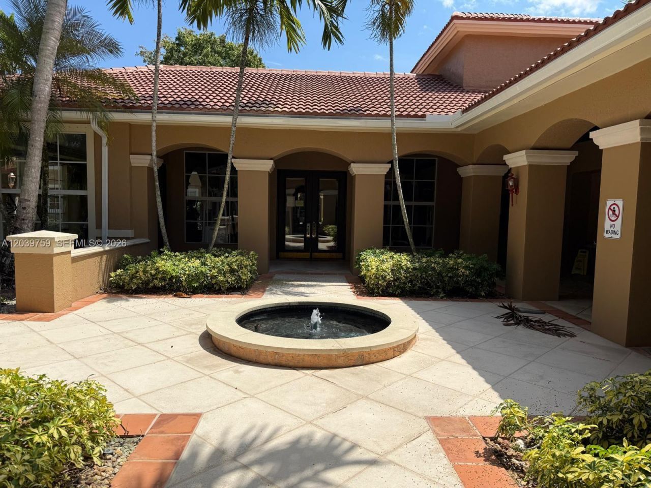 8050 N Nob Hill Rd, Unit 105, Tamarac, FL 33321 Photo