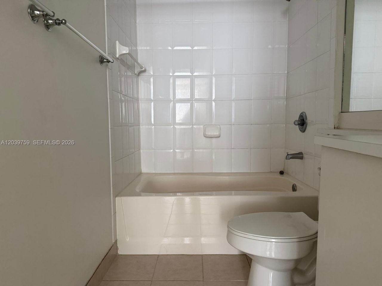 8050 N Nob Hill Rd, Unit 105, Tamarac, FL 33321 Photo