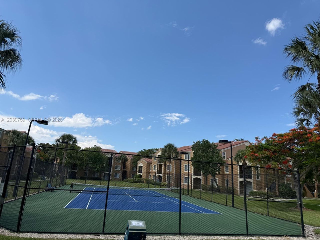 8050 N Nob Hill Rd, Unit 105, Tamarac, FL 33321 Photo