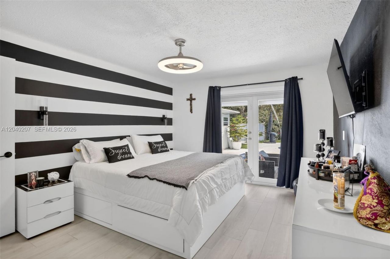 2711 Arthur St , Hollywood, FL 33020 Photo