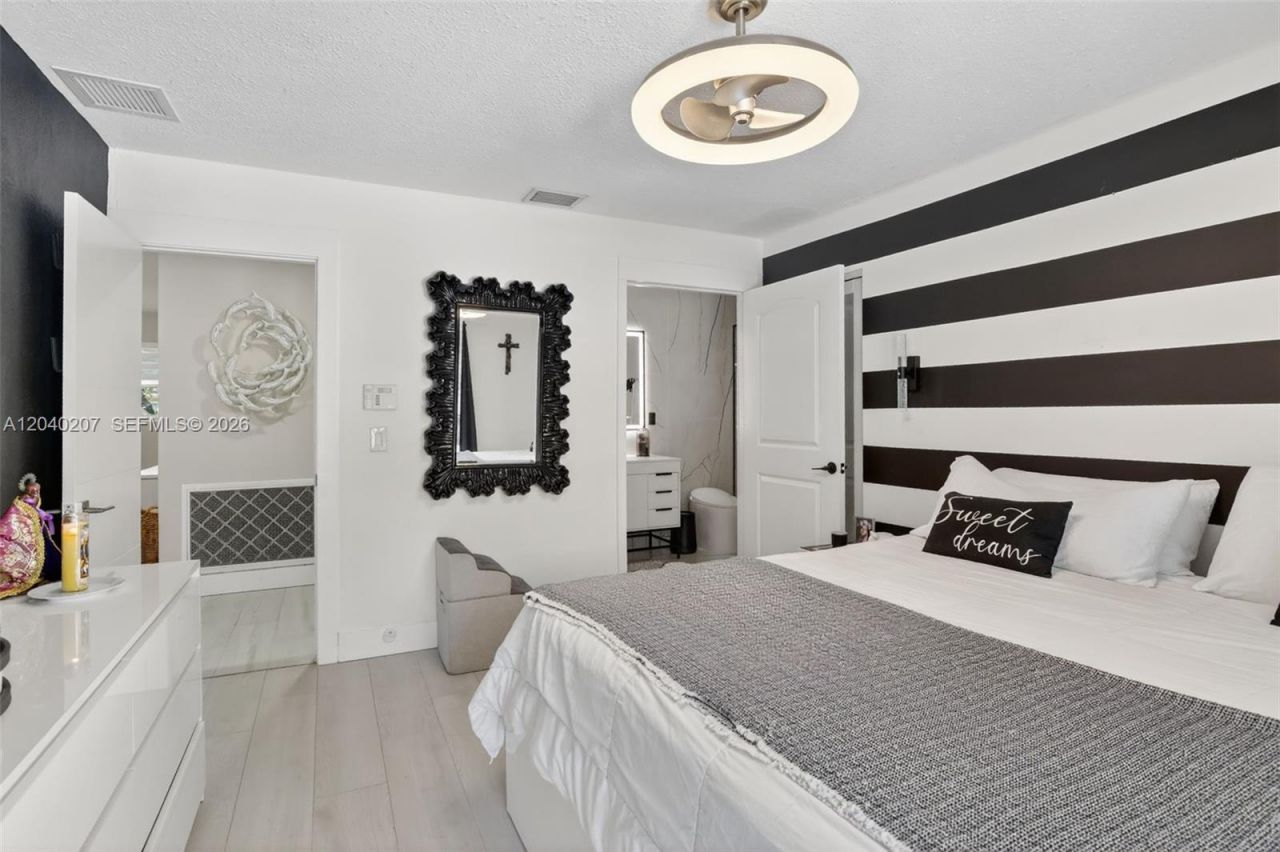 2711 Arthur St , Hollywood, FL 33020 Photo