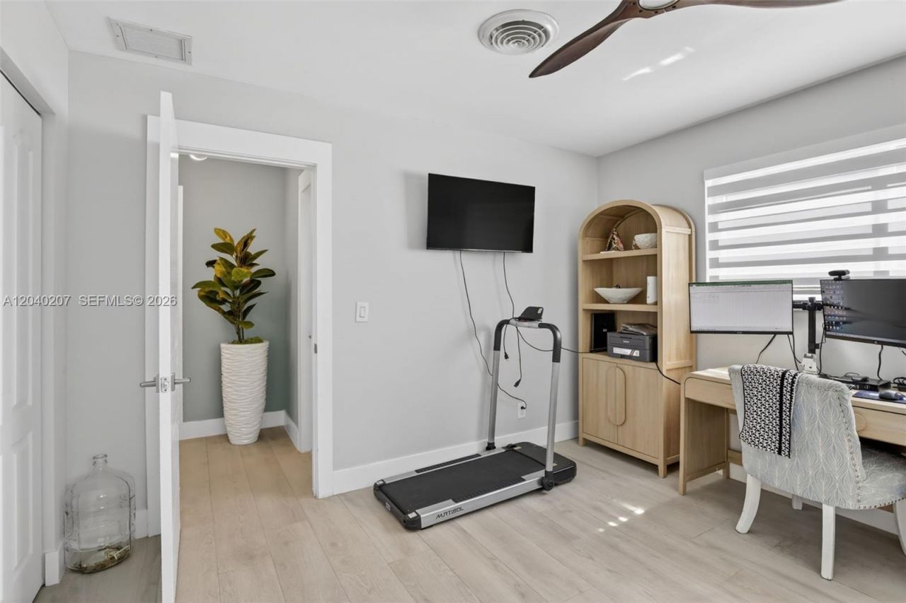2711 Arthur St , Hollywood, FL 33020 Photo