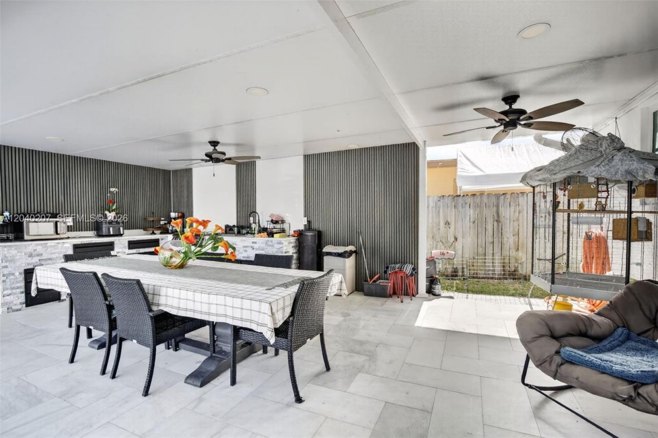 2711 Arthur St , Hollywood, FL 33020 Photo