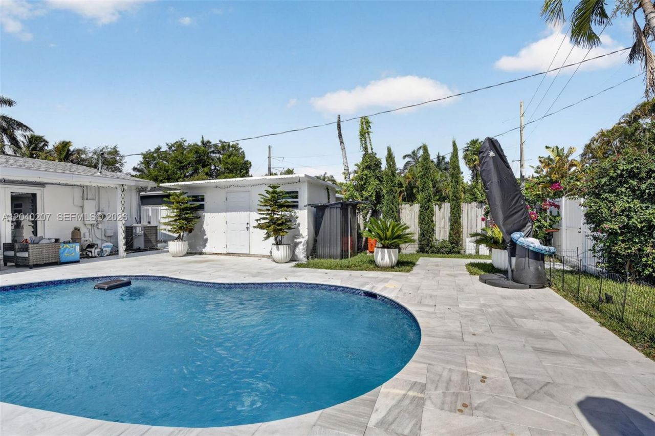 2711 Arthur St , Hollywood, FL 33020 Photo