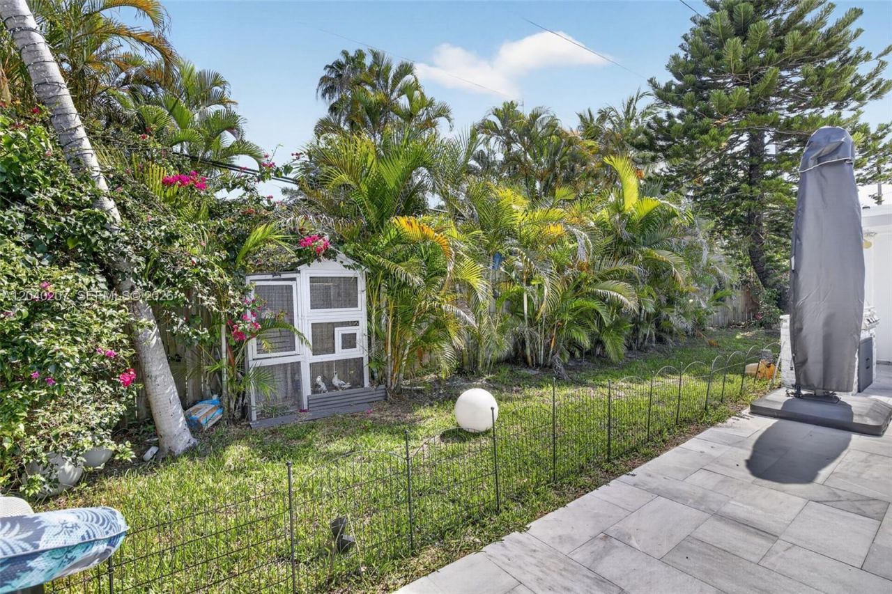 2711 Arthur St , Hollywood, FL 33020 Photo