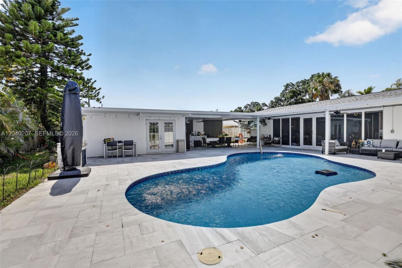 2711 Arthur St , Hollywood, FL 33020 Photo