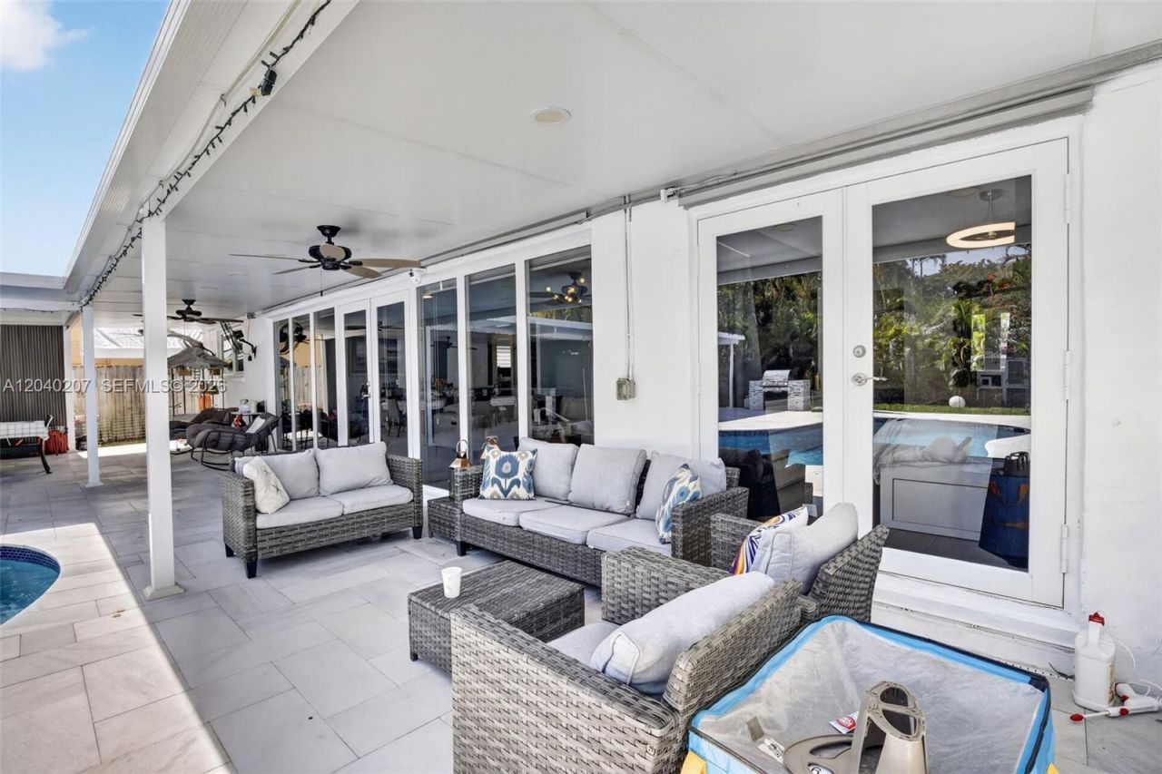2711 Arthur St , Hollywood, FL 33020 Photo