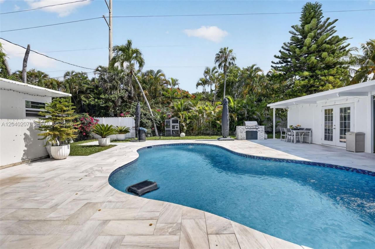 2711 Arthur St , Hollywood, FL 33020 Photo