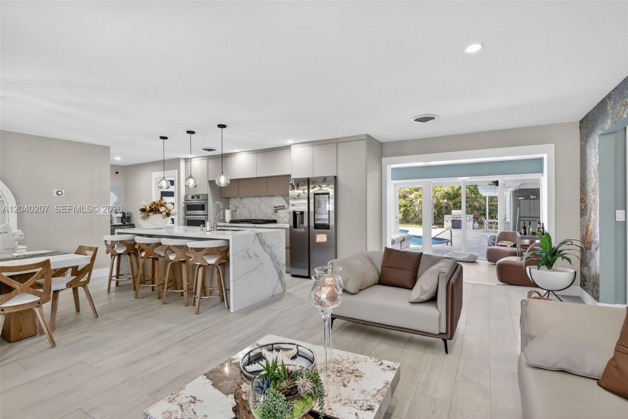 2711 Arthur St , Hollywood, FL 33020 Photo