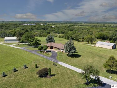 14020 West Sandhill Road, Louisville, NE 68037