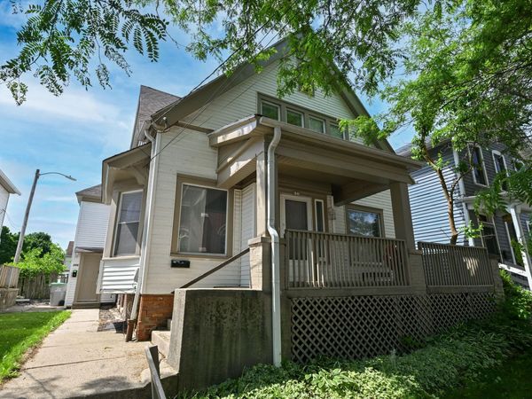 137-39 E Garfield Ave, West Milwaukee, WI 53212