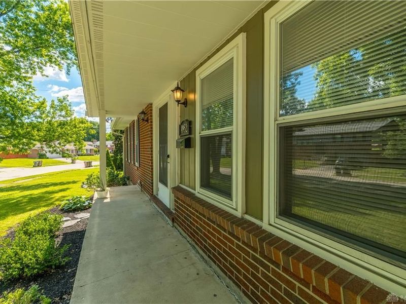 4952 Pepperwood Drive, Riverside, OH 45424 Photo 3
