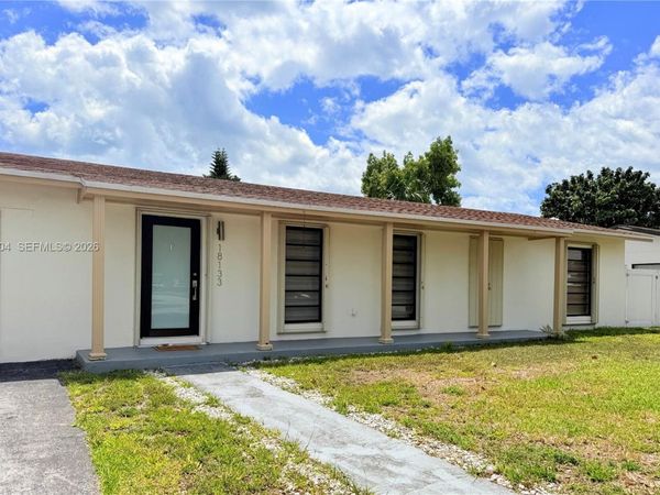 18133 SW 93rd Ave , Palmetto Bay, FL 33157
