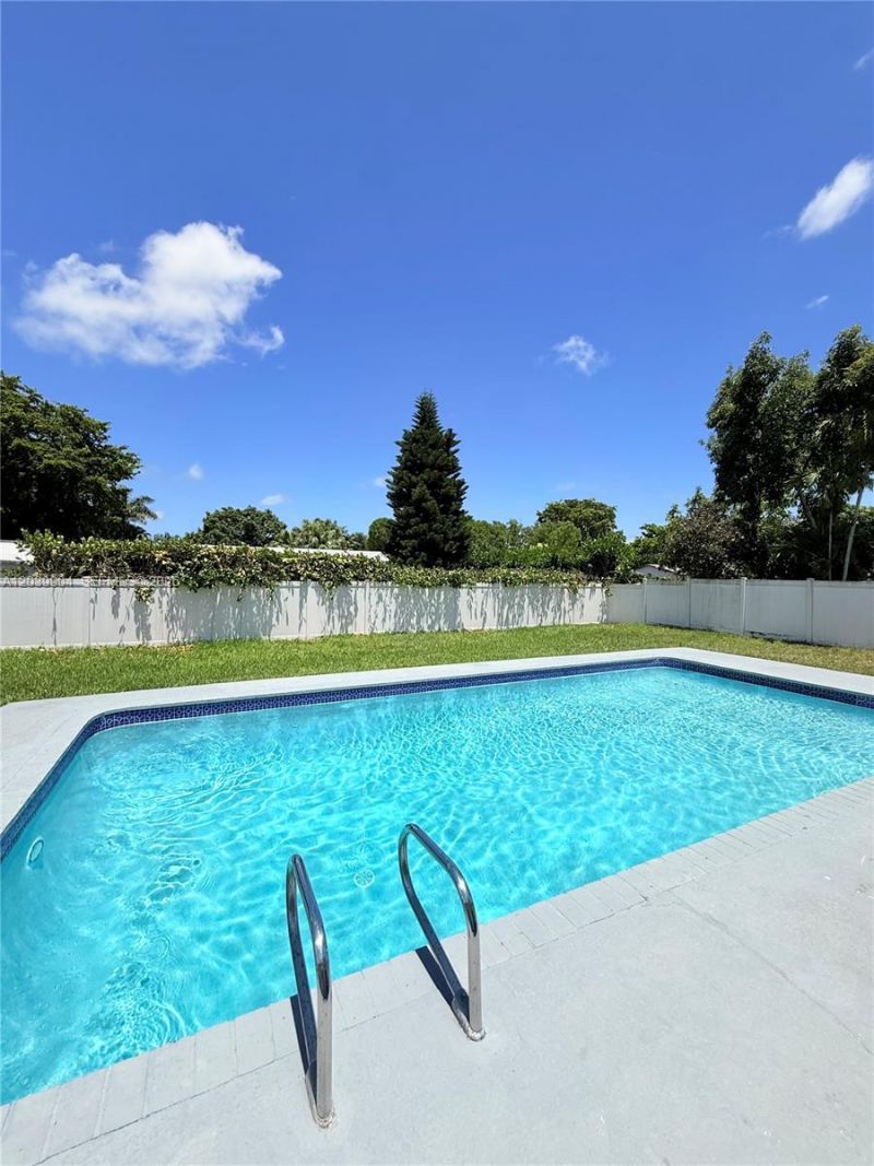 18133 SW 93rd Ave , Palmetto Bay, FL 33157 Photo