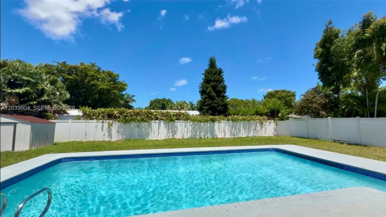 18133 SW 93rd Ave , Palmetto Bay, FL 33157 Photo