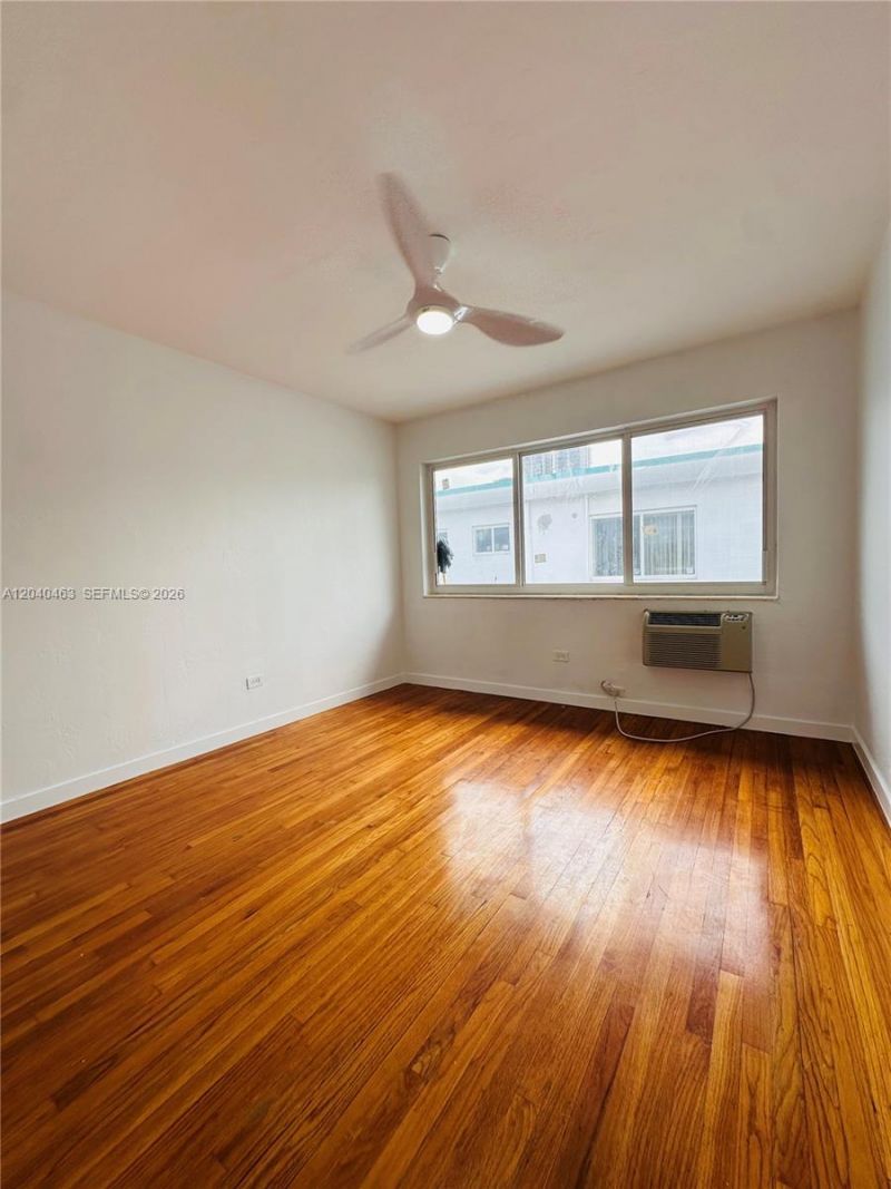 2045 Calais Dr , Unit 7, Miami Beach, FL 33141 Photo