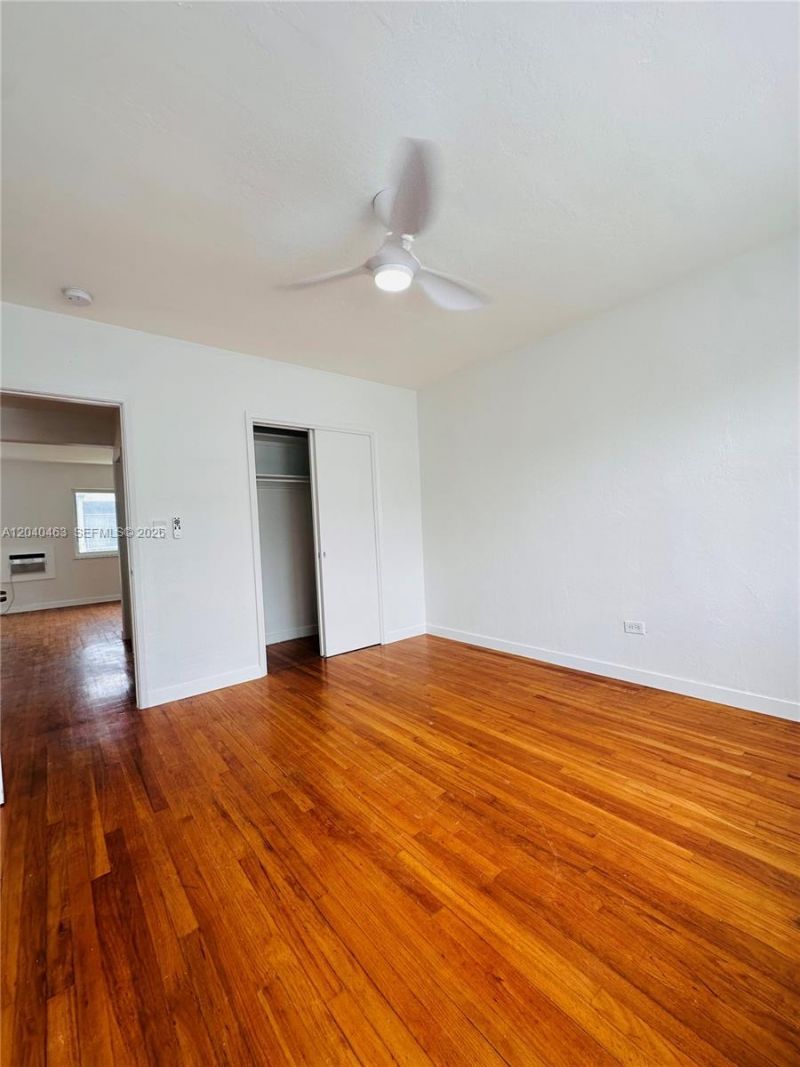 2045 Calais Dr , Unit 7, Miami Beach, FL 33141 Photo