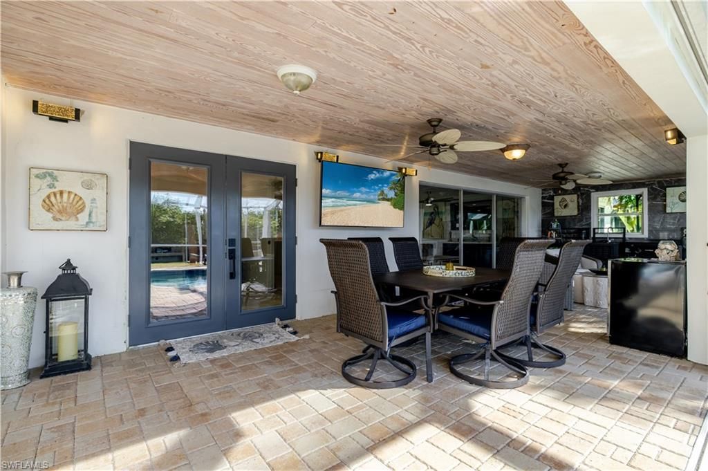 2579 Eighth Ave , Saint James City, FL 33956 Photo
