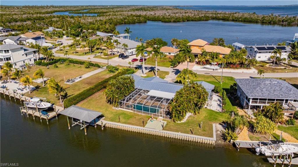 2579 Eighth Ave , Saint James City, FL 33956 Photo