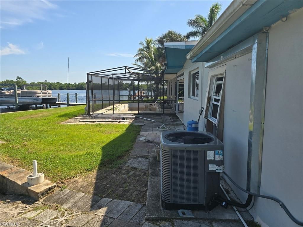 4919 E Riverside Dr, Fort Myers, FL 33905 Photo