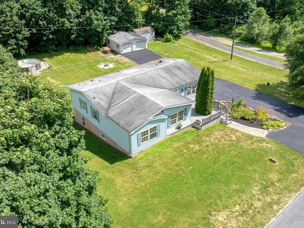 69 GILBERT ROAD, RED LION, PA 17356