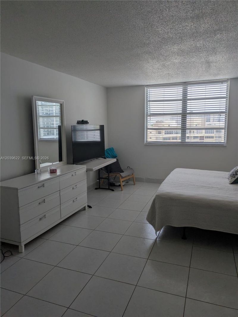 1849 S Ocean Dr , Unit 1407, Hallandale Beach, FL 33009 Photo