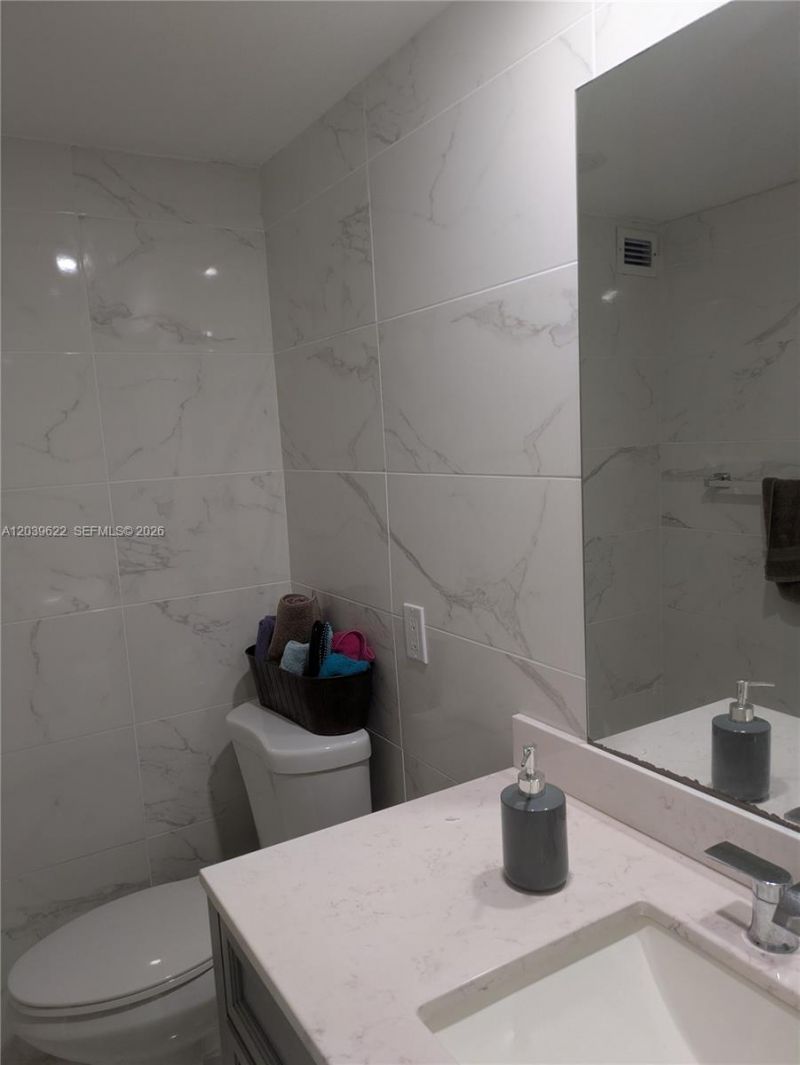 1849 S Ocean Dr , Unit 1407, Hallandale Beach, FL 33009 Photo
