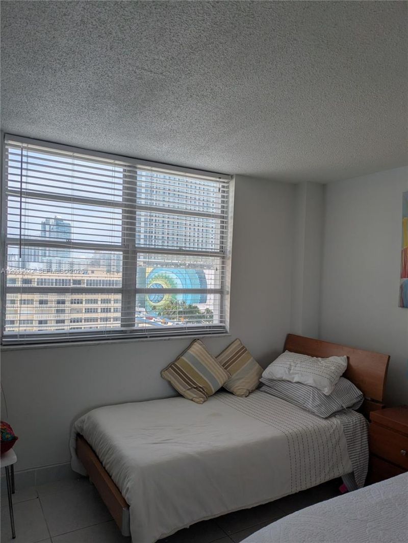 1849 S Ocean Dr , Unit 1407, Hallandale Beach, FL 33009 Photo
