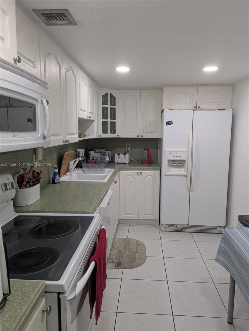1849 S Ocean Dr , Unit 1407, Hallandale Beach, FL 33009 Photo