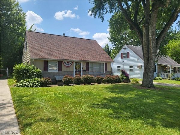 2874 Grant Street, Lorain, OH 44052