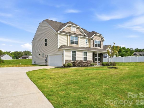 1514 Motsinger Road, Winston Salem, NC 27107