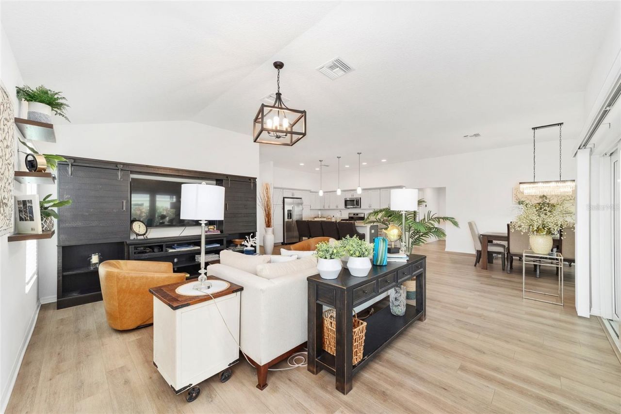 6557 Mcknight Loop, The Villages, FL 34762 Photo