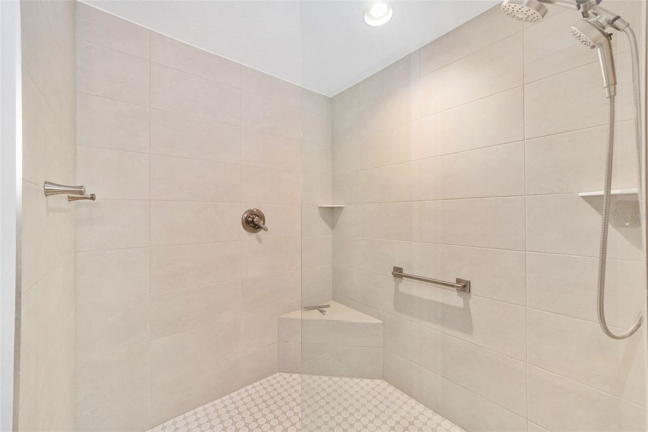 6557 Mcknight Loop, The Villages, FL 34762 Photo