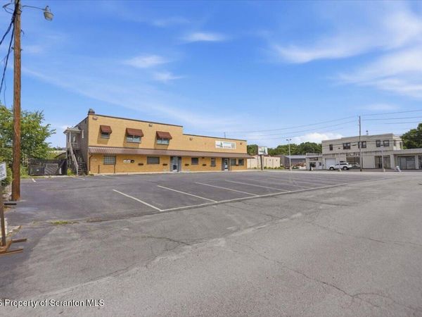 4810 Birney Avenue, Moosic, PA 18507