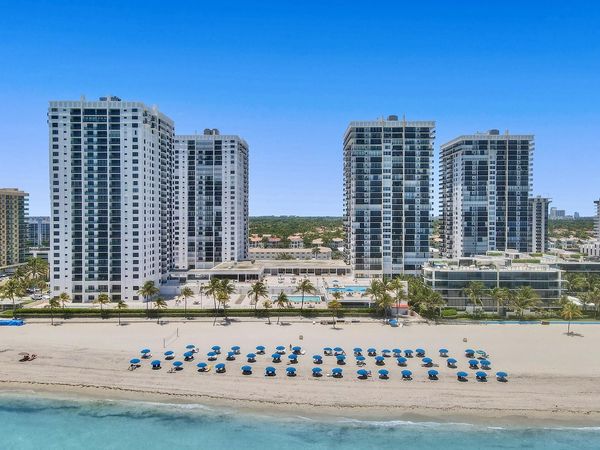 2101 S Ocean Drive, Unit 801, Hollywood, FL 33019