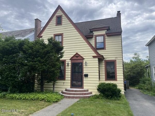 21 Hawthorne Avenue, Albany, NY 12203