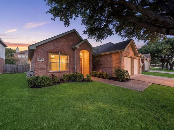 545 Continental Drive, Lewisville, TX 75067