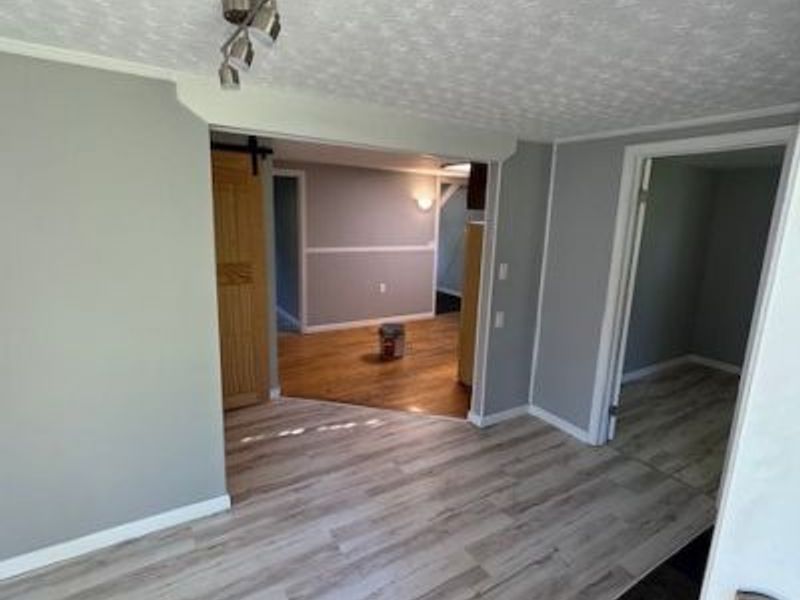 12484 Jackson Drive, Burton, OH 44021 Photo 5