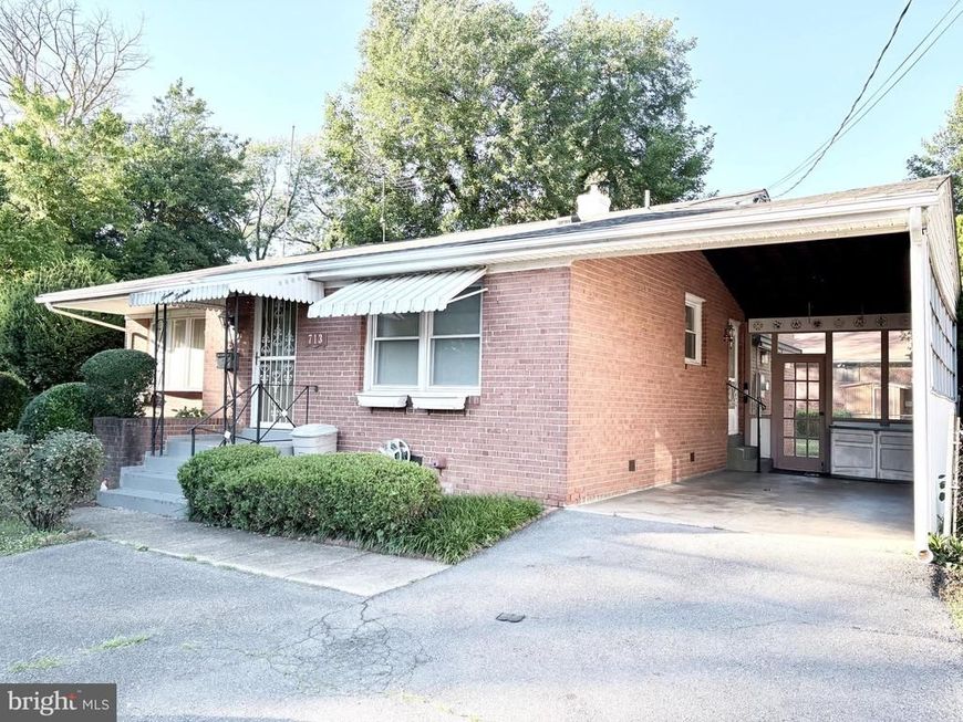 713 University Boulevard W , Silver Spring, MD 20901 Main Photo