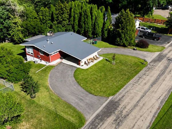 2424 Riverview Heights Drive NE, Rochester, MN 55906